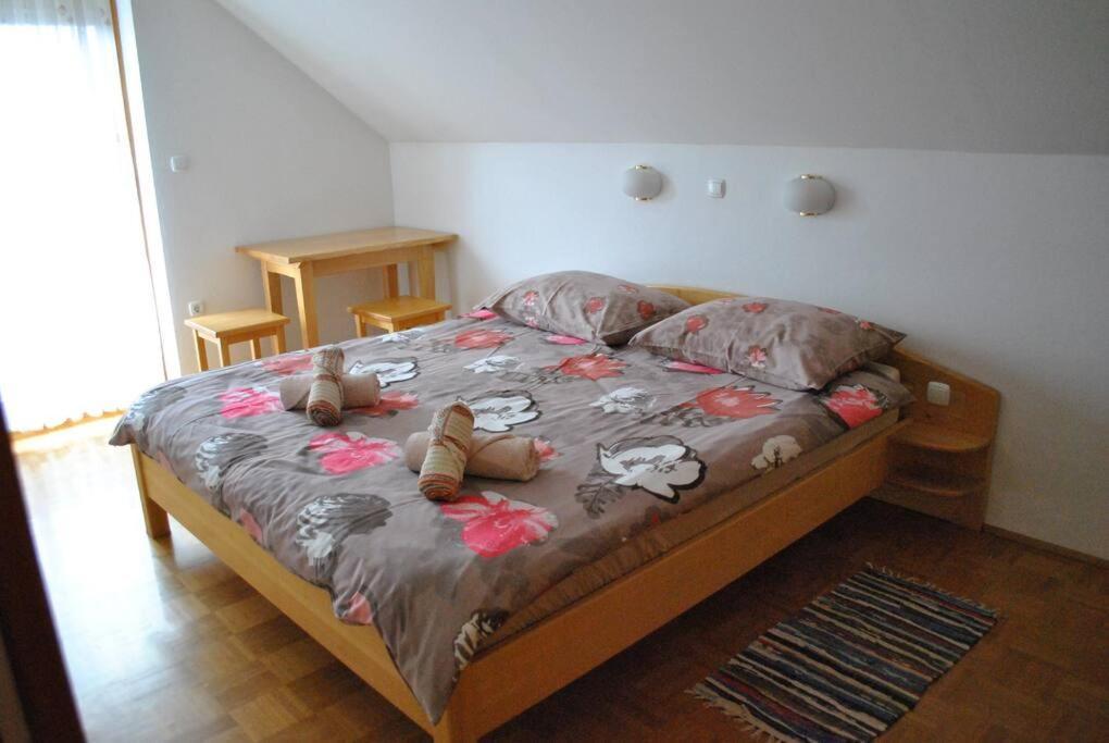 Villa Tourist Farm Kladje Ljubno Esterno foto